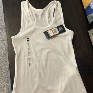 Women’s new with tags under armor racer back heat gear tank top